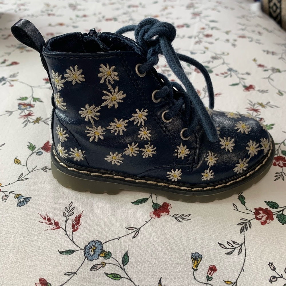Baby girl shoes